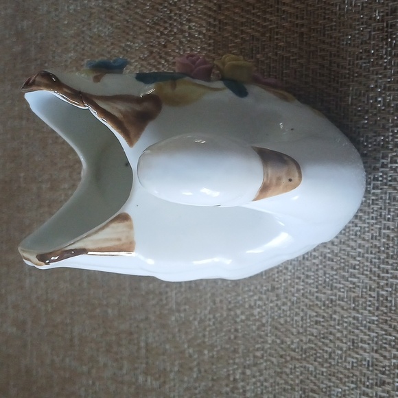 Vintage Small Swan Handpainted Ceramic Planter - Picture 3 of 6